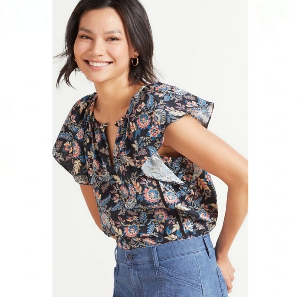 Roan + Ryan Evereve Fiona Paisley Top Blue Coral Small Shirt Blouse Pretty Cute